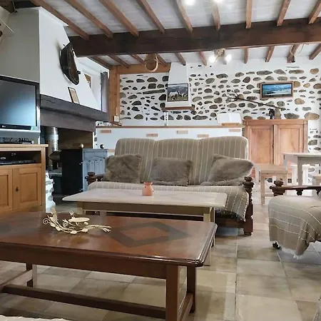 Dom wakacyjny Eth Arreyen Avec Piscine Privee Et Magnifique Vue Sur Pyrenees *