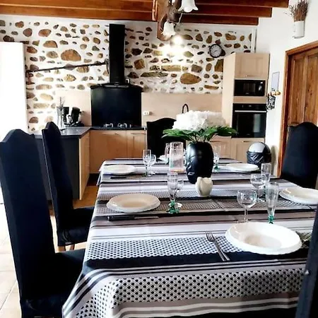 Eth Arreyen Avec Piscine Privée Et Magnifique Vue Sur Pyrénées