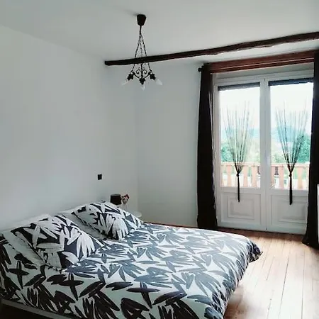 Eth Arreyen Avec Piscine Privee Et Magnifique Vue Sur Pyrenees Tilhouse