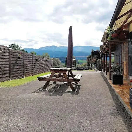 펜션 Eth Arreyen Avec Piscine Privee Et Magnifique Vue Sur Pyrenees Tilhouse