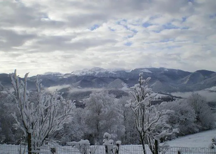 Eth Arreyen Avec Piscine Privee Et Magnifique Vue Sur Pyrenees *